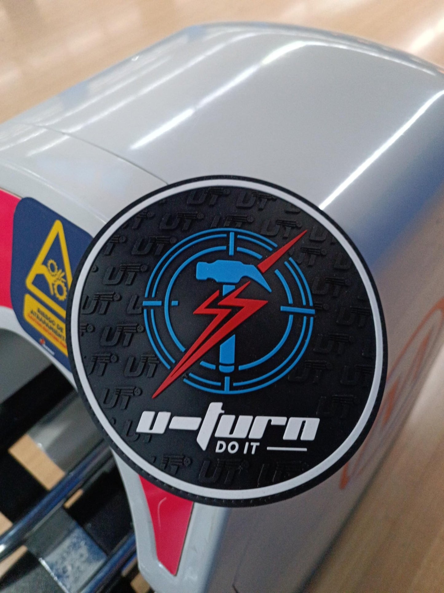 Disco de Limpieza Shammy para Bolas de Bowling, Goma/Cuero 3D Martillo & Rayo - U - Turn Sport Goods S.L.